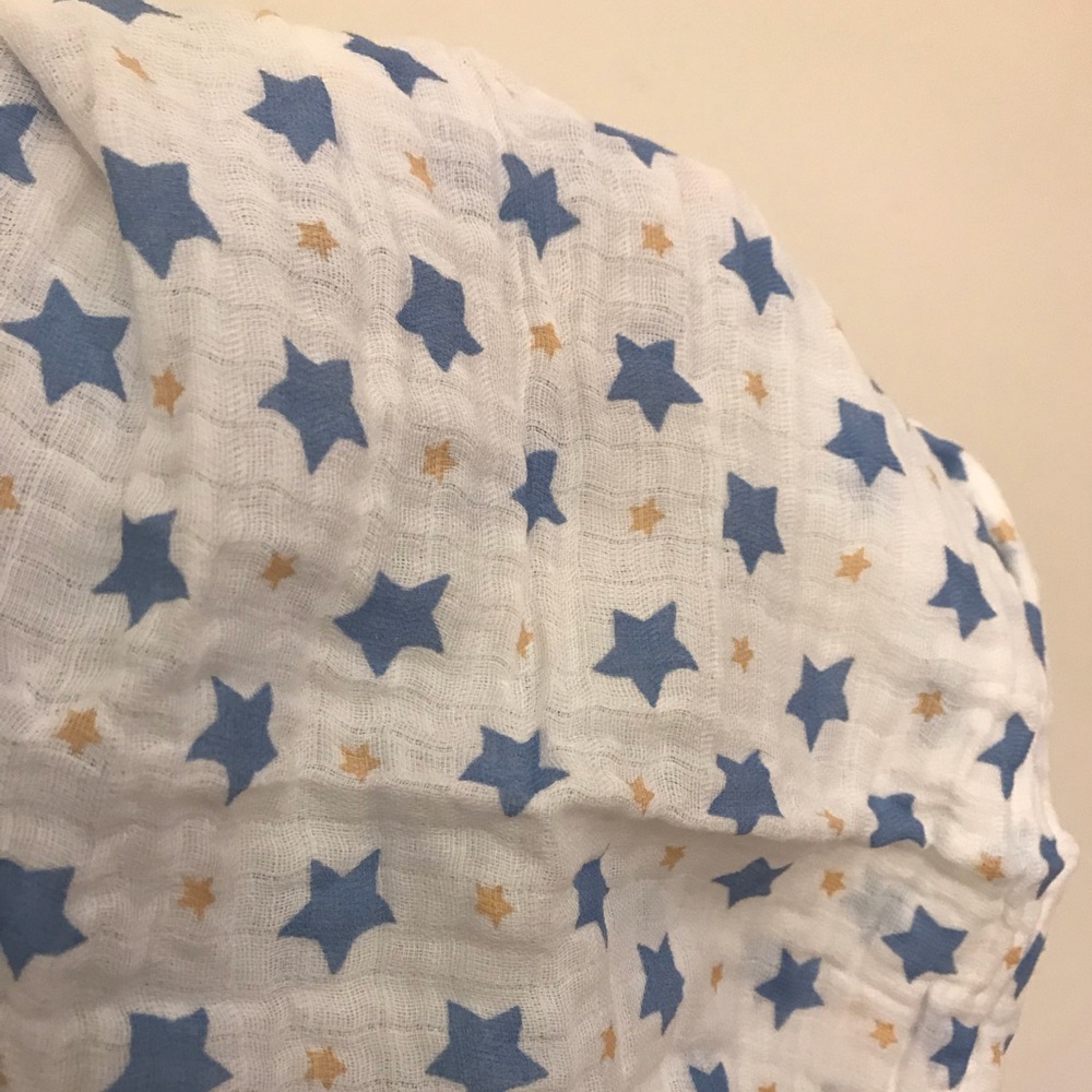 🔥🆕BRAND NEW IN PACKAGE • 3-pack baby blanket - Picture 3 of 5